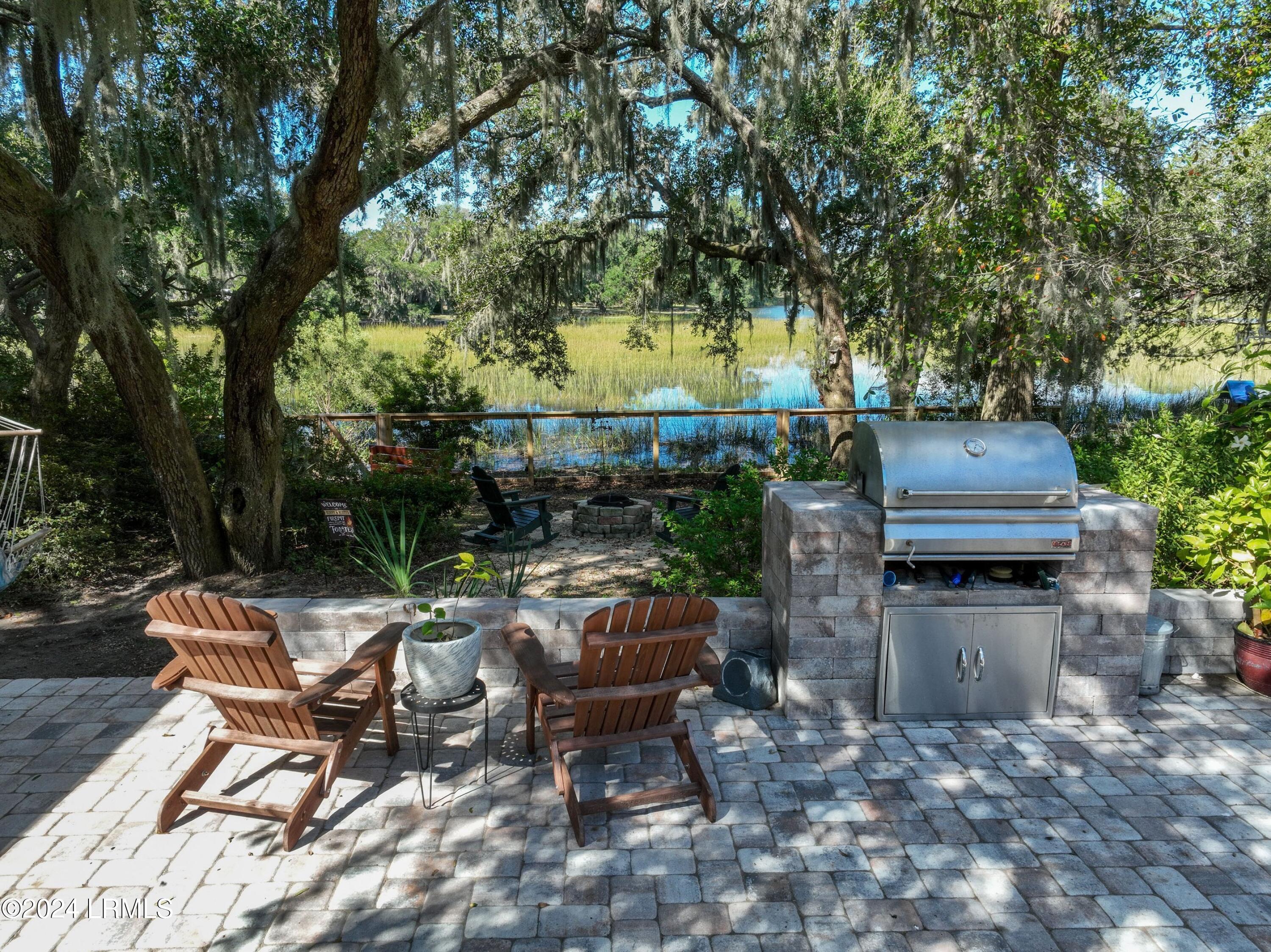 1504 Sycamore Street Beaufort, SC 29902 - Photo 12 of 54 dji_fly_20241003_110720_28_1727968220098