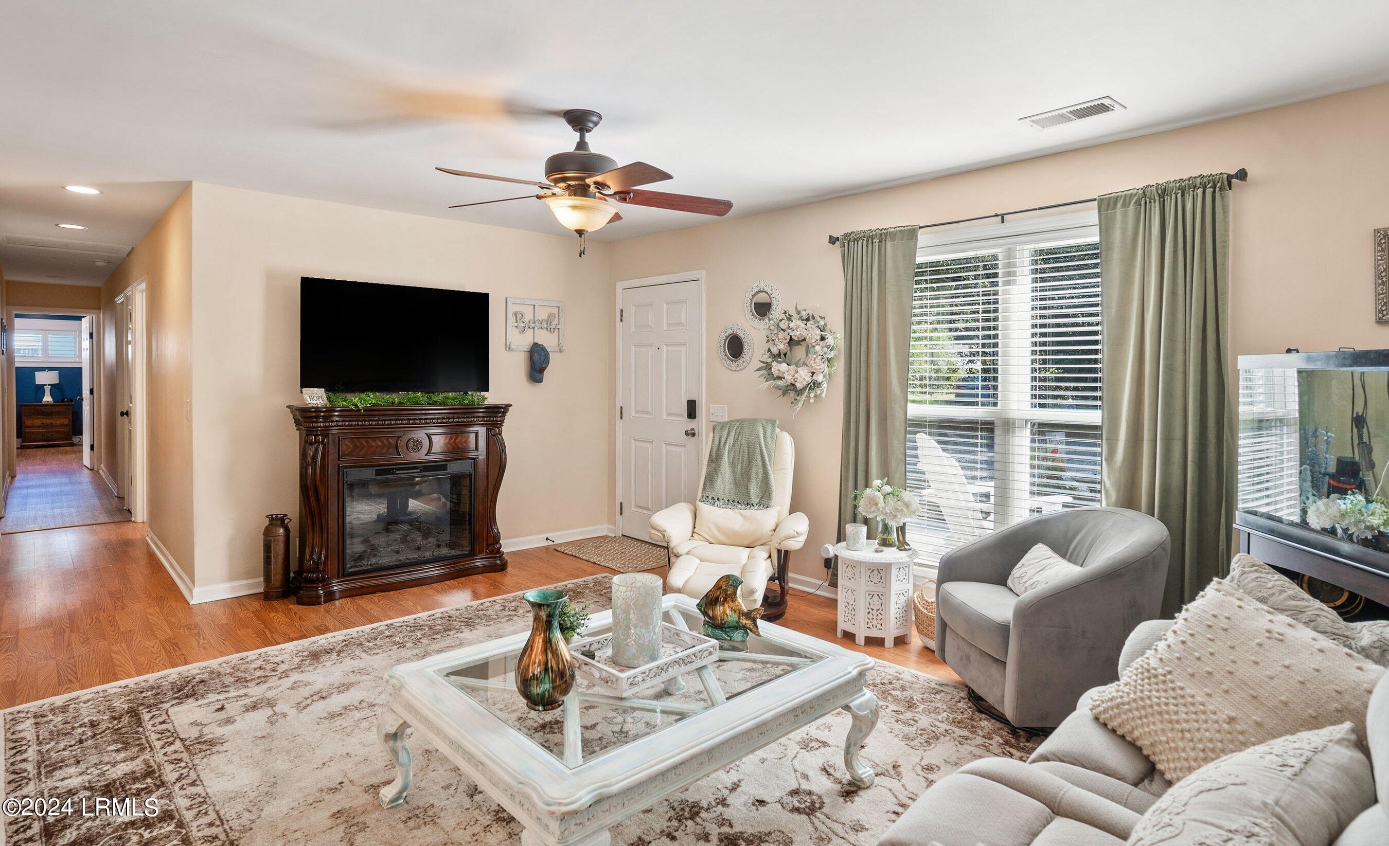 1504 Sycamore Street Beaufort, SC 29902 - Photo 21 of 54 DSC09191-40-1.jpg-SMALL