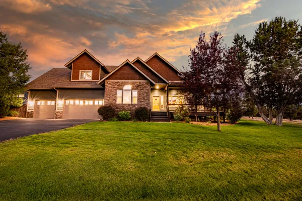 $950,000 | 6900 Southeast Madison Avenue, Prineville, OR 97754