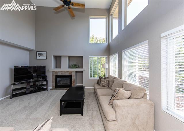 7425 Julynn Road Colorado Springs, CO 80919 - Photo 11 of 36