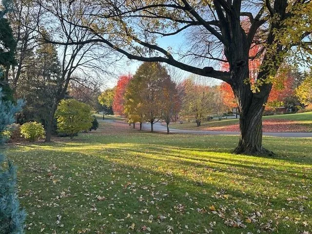 $3,995,000 | 10 X Circle East, Edina, MN 55436