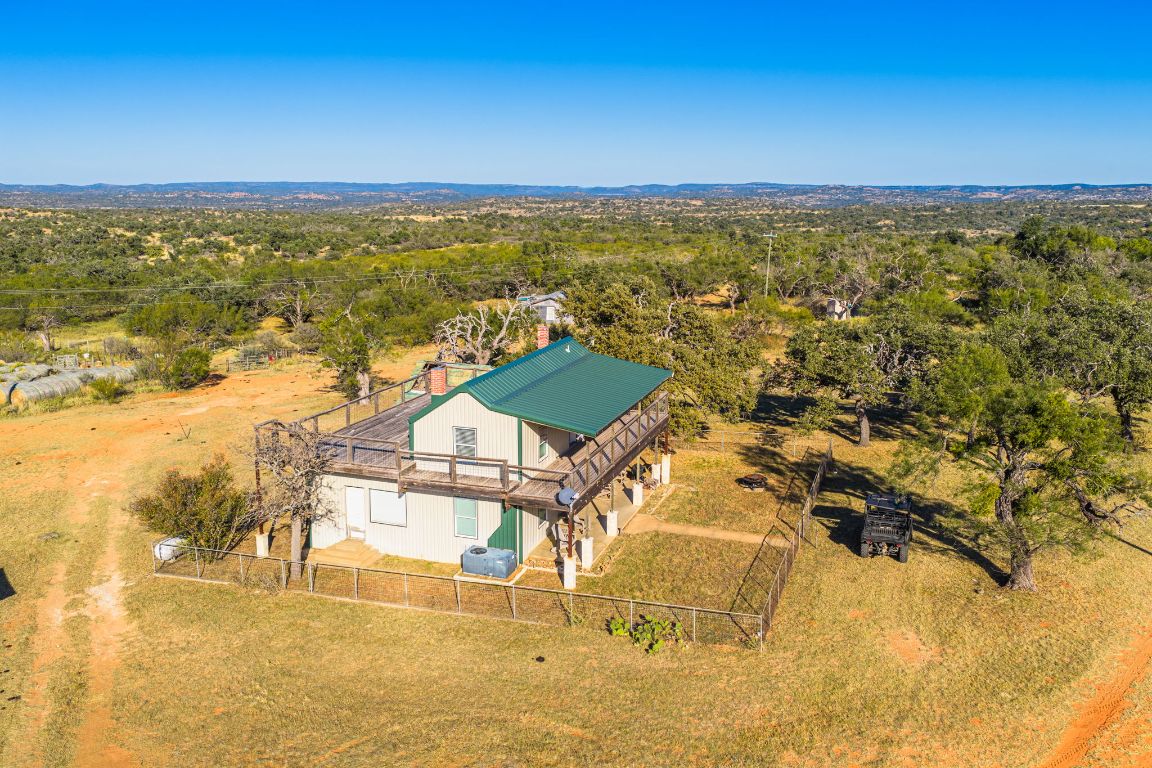 527 Walter Road Fredericksburg, TX 78624 - Photo 25 of 39 a view of an ocean