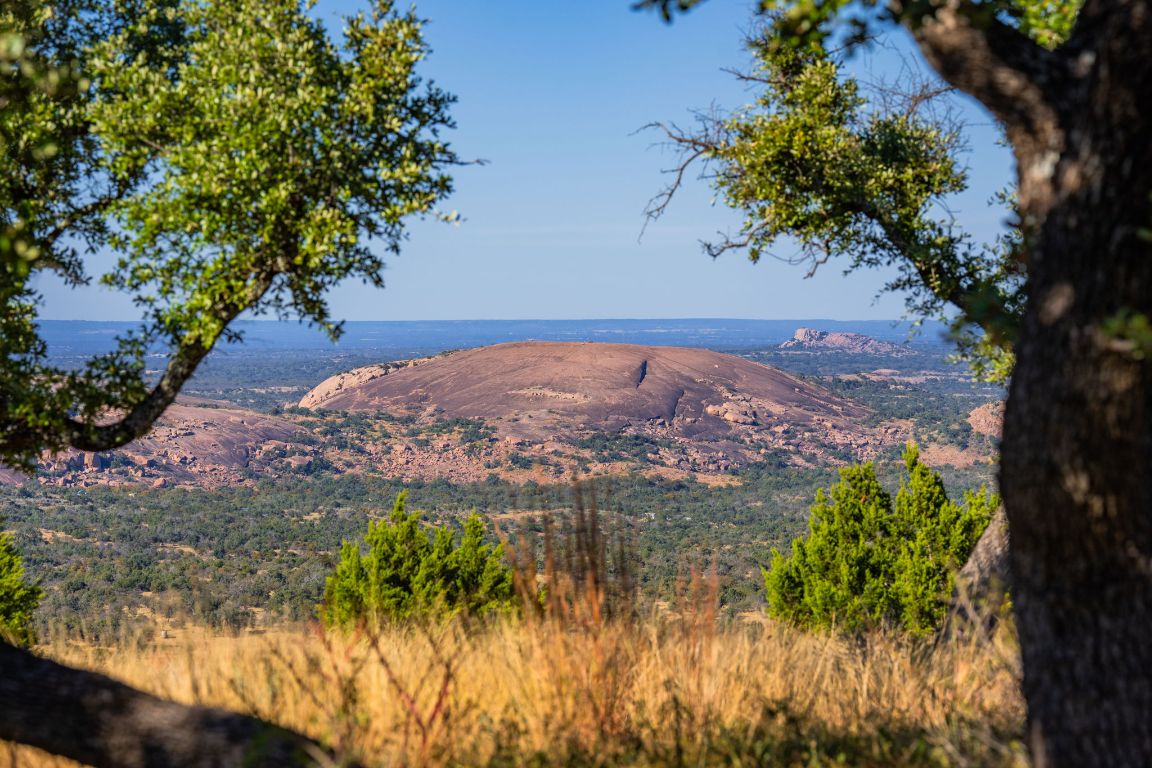 527 Walter Road Fredericksburg, TX 78624 - Photo 9 of 39 a view of a yard