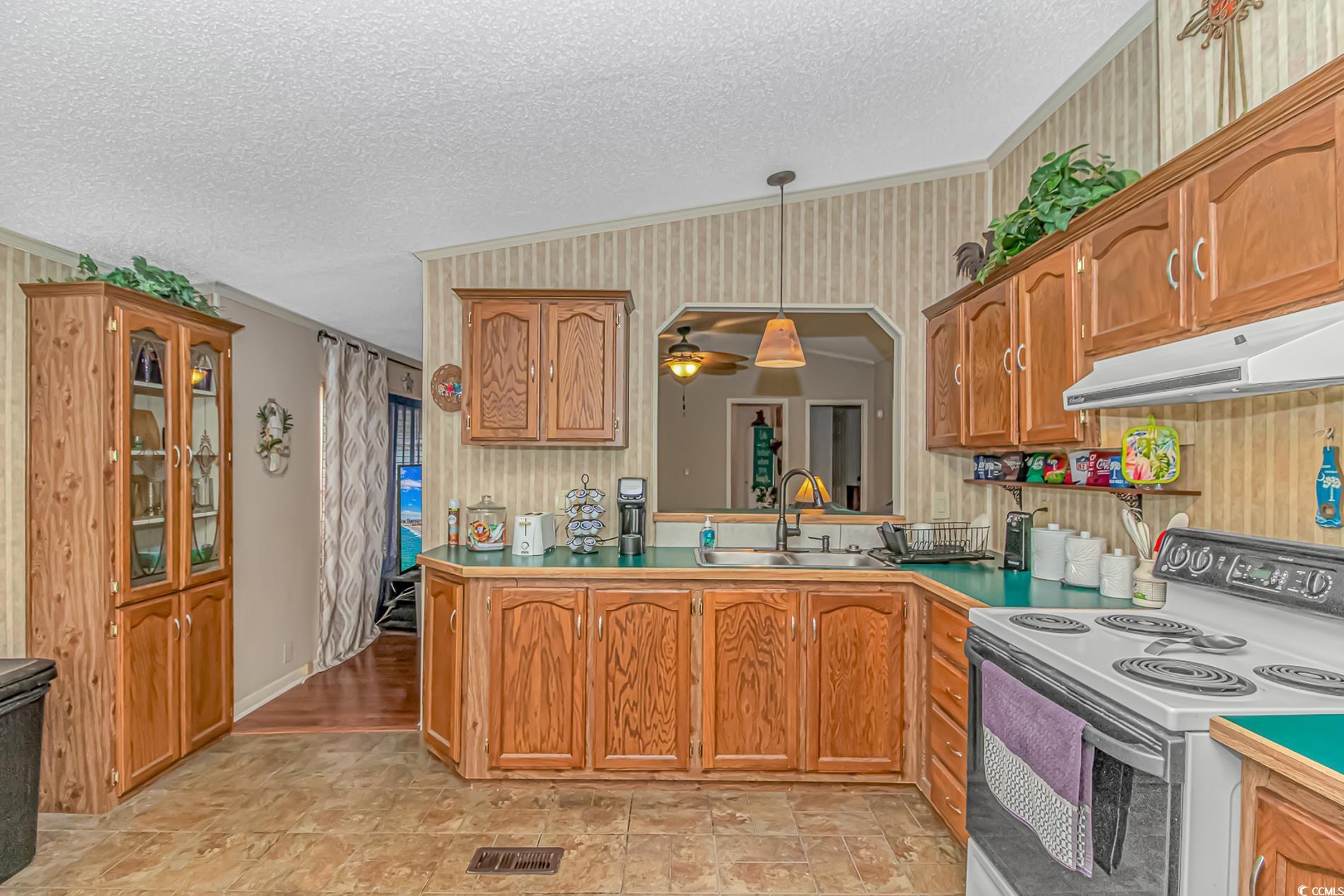 930 South Marlin Circle Murrells Inlet, SC 29576 - Photo 11 of 38