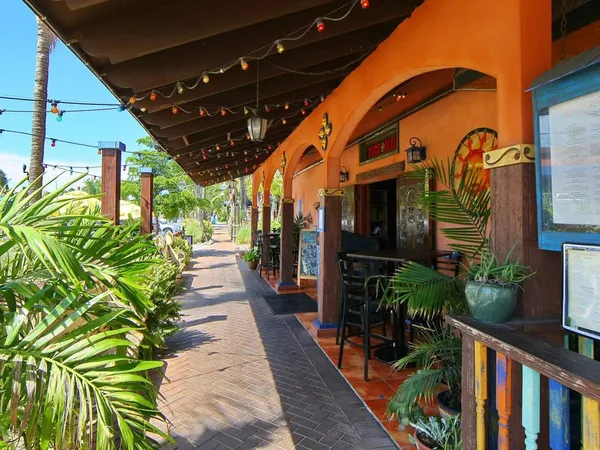 $1,195,000 | 6281 Midnight Pass Road, Unit 6281, Sarasota, FL 34242