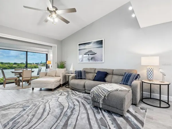 $1,195,000 | 6281 Midnight Pass Road, Unit 6281, Sarasota, FL 34242