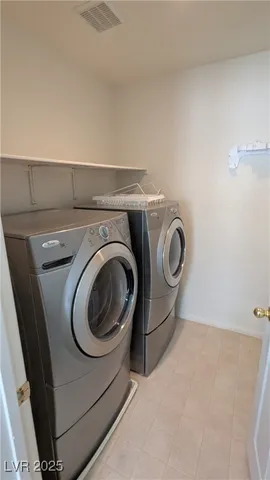 $1,950 | 9121 Watermelon Seed Avenue, Las Vegas, NV 89143