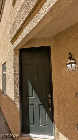 $1,950 | 9121 Watermelon Seed Avenue, Las Vegas, NV 89143
