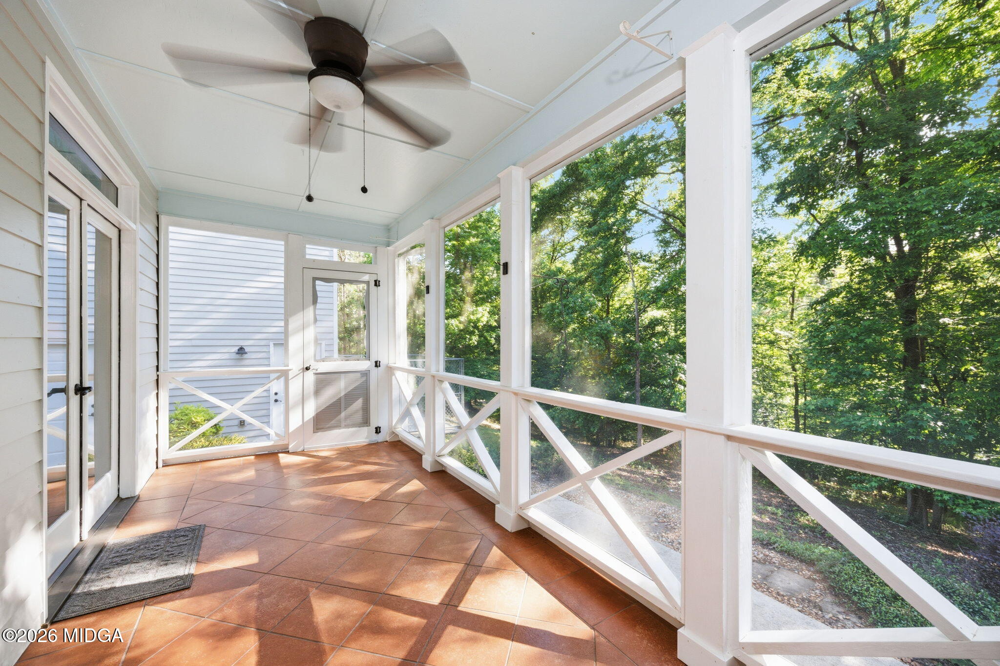 4686 Johnstonville Road Forsyth, GA 31029 - Photo 25 of 34 a view of an ocean from balcony