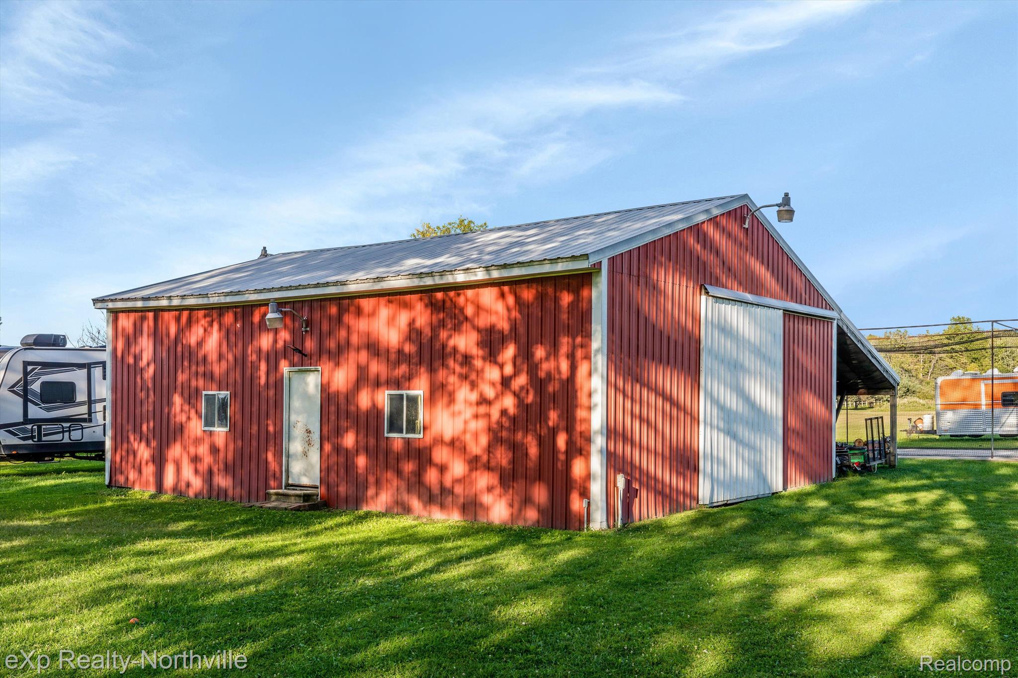 24301 Merriman Road New Boston, MI 48164 - Photo 30 of 38 Gallery Image 30