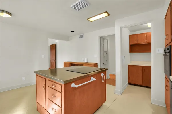 a view of a storage & utility room with washer and dryer