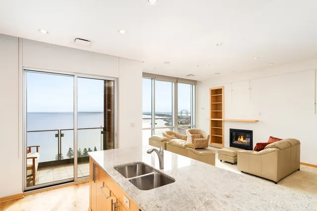 $925,000 | Undisclosed Address, Duluth, MN 55802