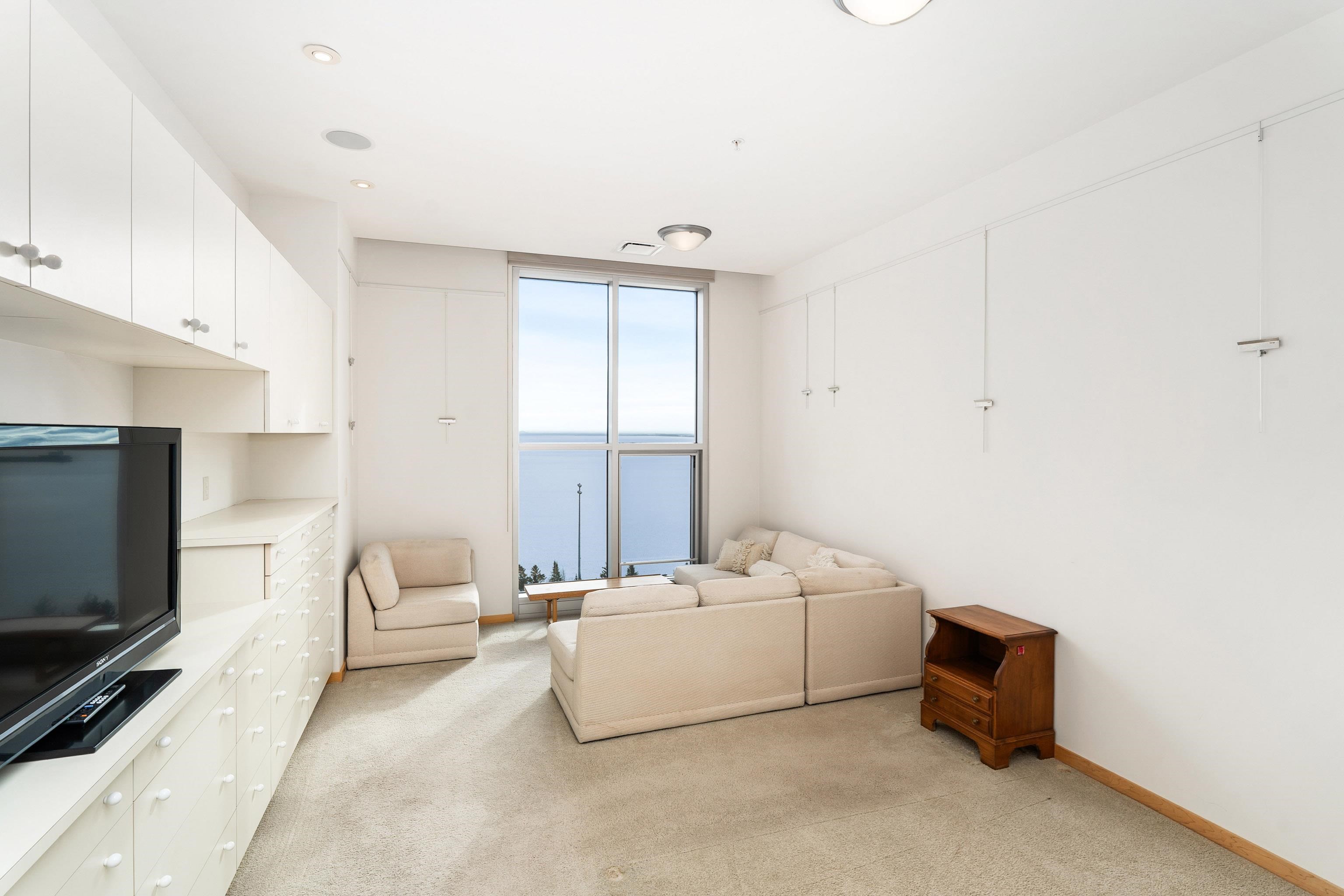 Undisclosed Address Duluth, MN 55802 - Photo 21 of 50