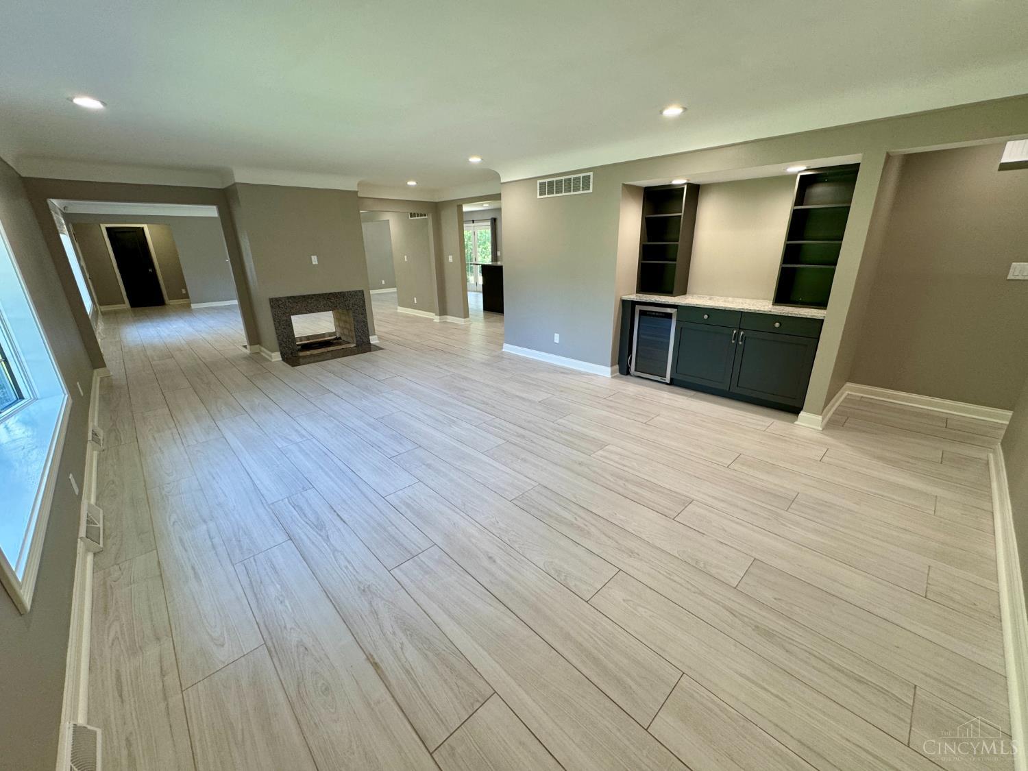 6730 Bennett Road Cincinnati, OH 45230 - Photo 8 of 24