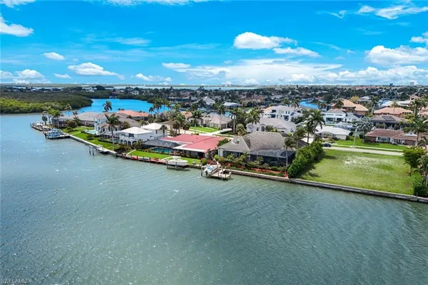 $3,450,000 | 153 Stillwater Court, Marco Island, FL 34145