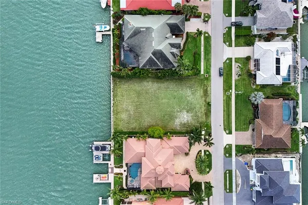 $3,450,000 | 153 Stillwater Court, Marco Island, FL 34145
