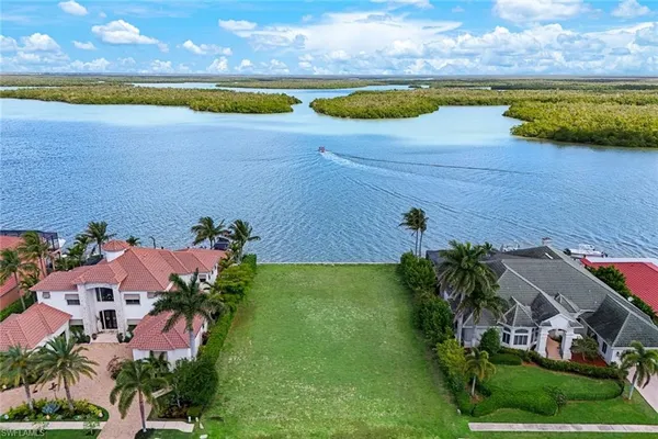 $3,450,000 | 153 Stillwater Court, Marco Island, FL 34145