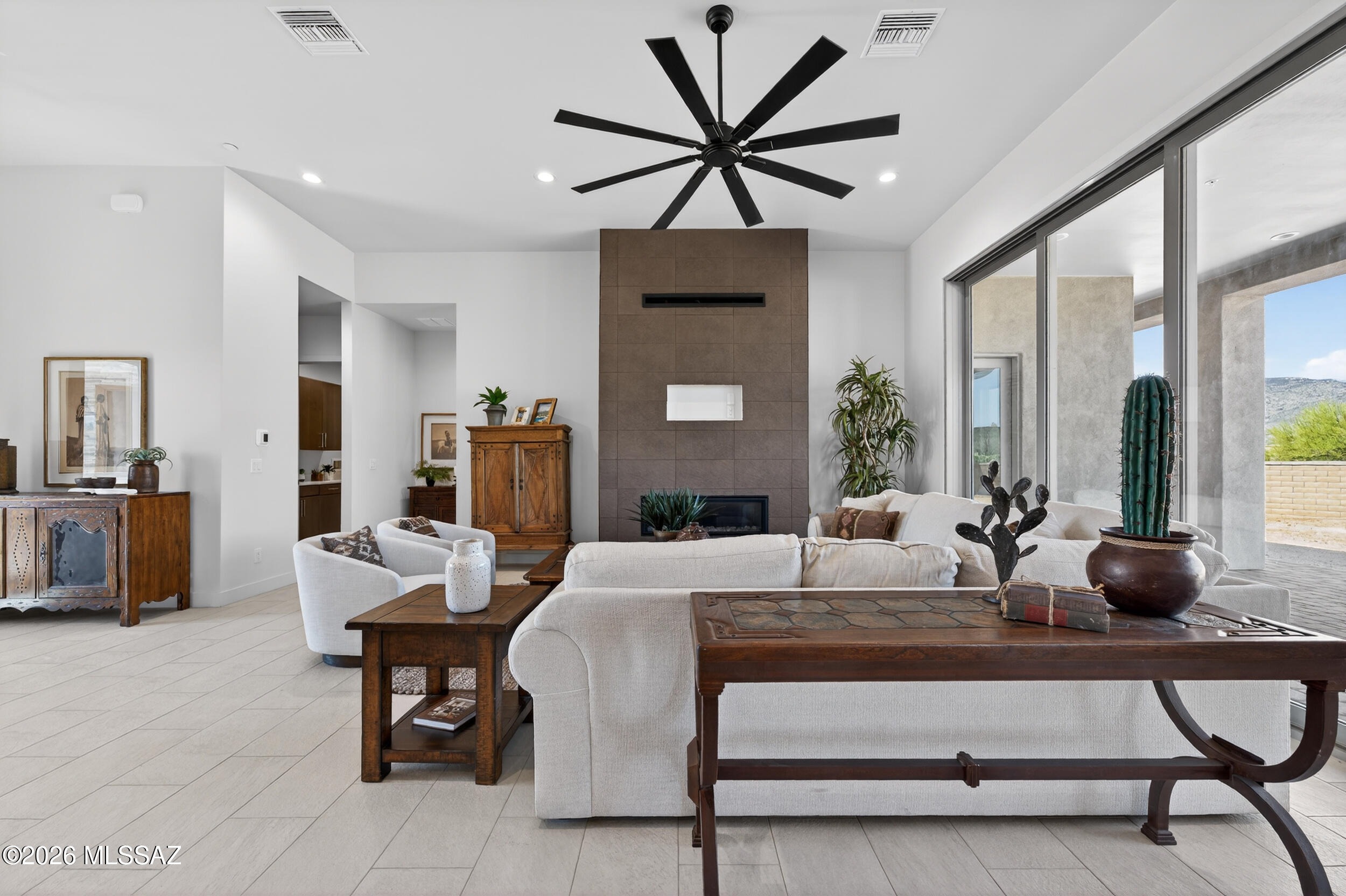 8125 Cir C Ranch Road Vail, AZ 85641 - Photo 7 of 31 livingroom 6344