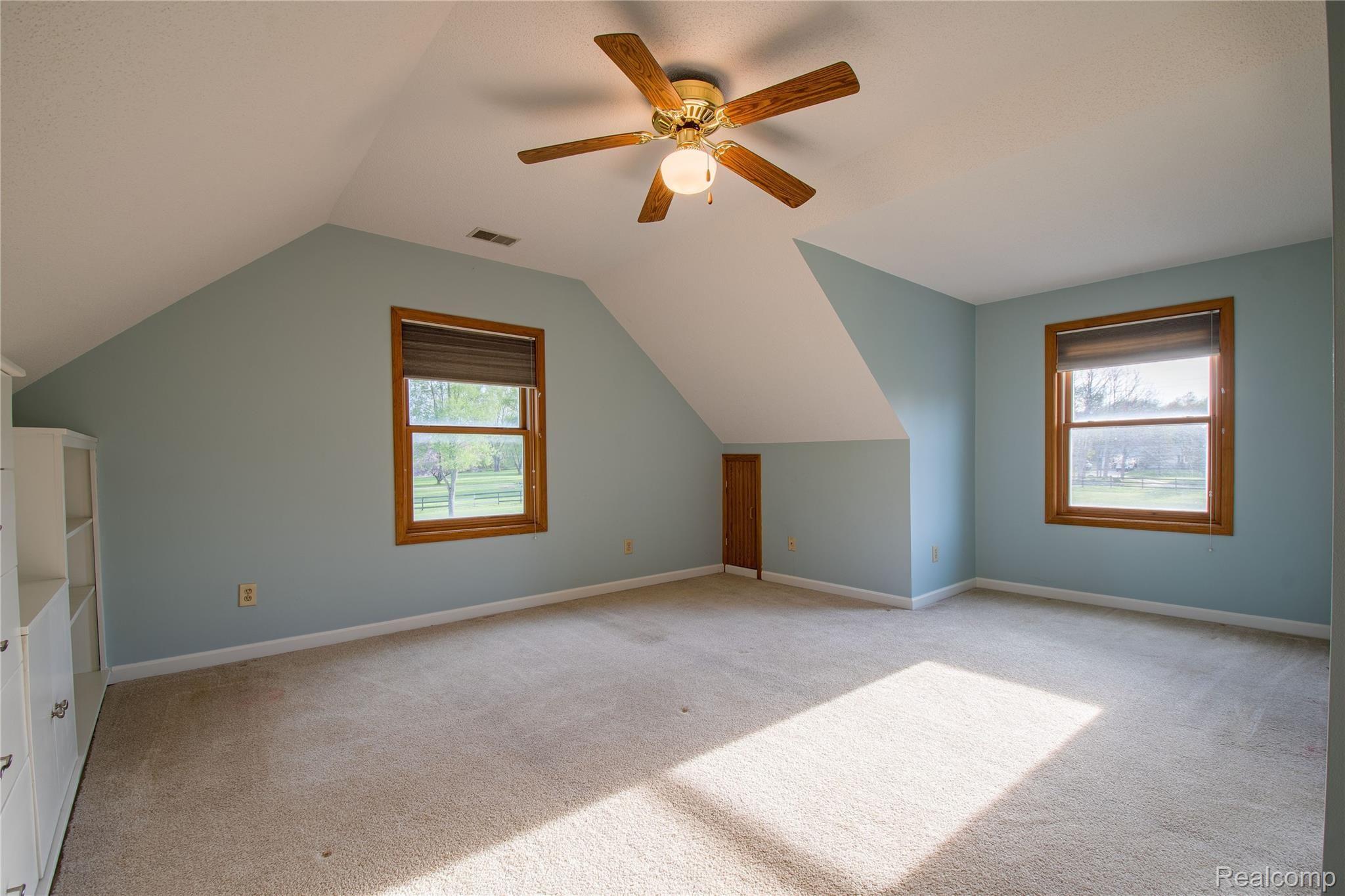 2107 Fisk Road Howell, MI 48843 - Photo 20 of 30 Bedroom