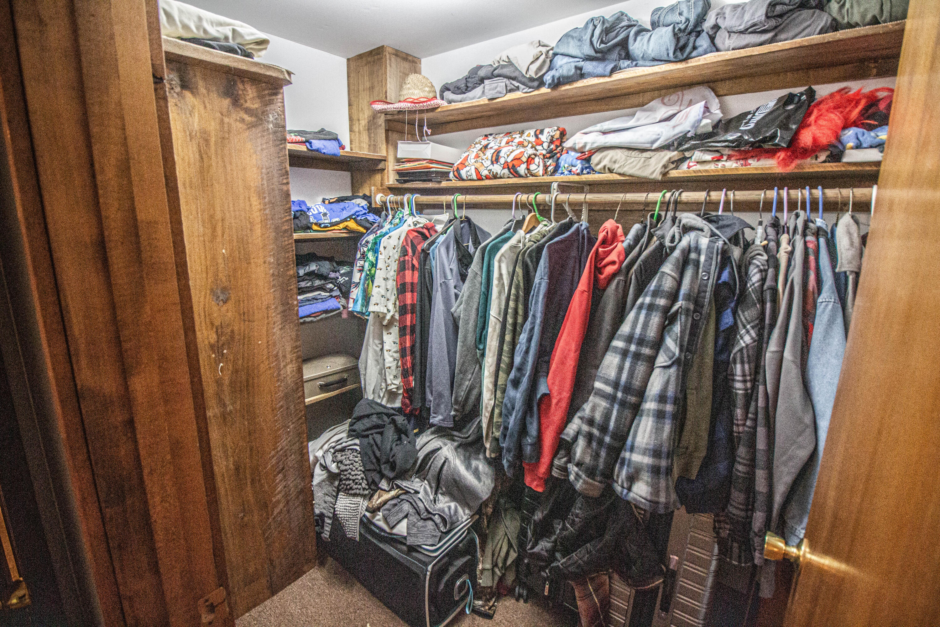 518 Steepleview Road, Unit 520 Newburg, WI 53095 - Photo 49 of 56 Left Side (520) - Bedroom Walk In Closet