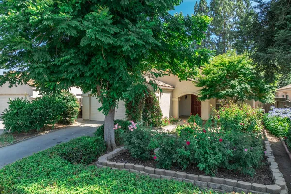 $469,950 | 1757 East Birch Avenue, Fresno, CA 93720