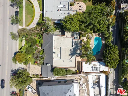 $7,995,000 | 521 North Rexford Drive, Beverly Hills, CA 90210