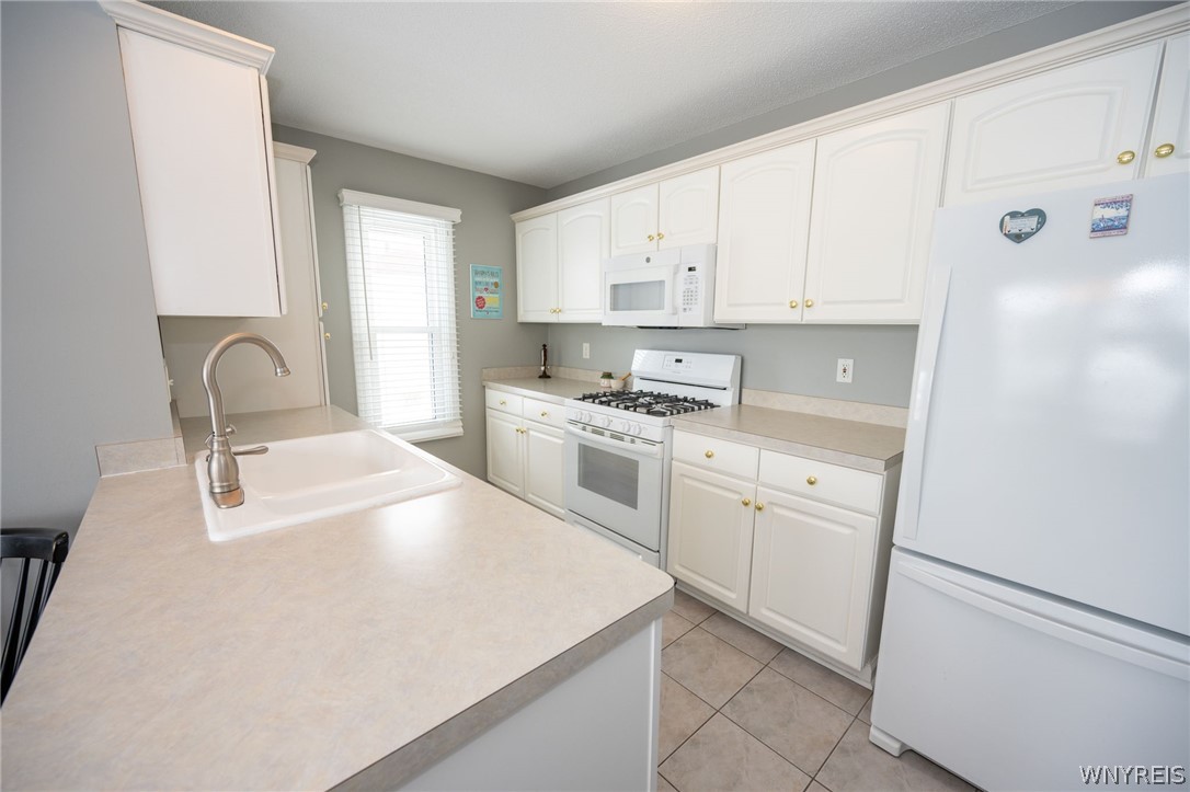 13 Alexander Parkway Pendleton, NY 14120 - Photo 34 of 50
