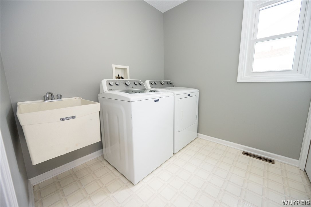13 Alexander Parkway Pendleton, NY 14120 - Photo 36 of 50