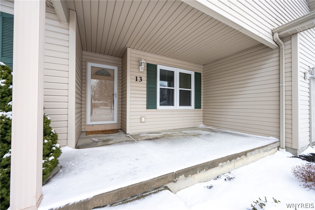 13 Alexander Parkway Pendleton, NY 14120 - Photo 4 of 50