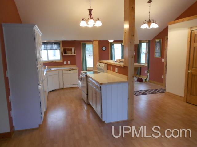 29733 Horoscope Road Pelkie, MI 49958 - Photo 6 of 9