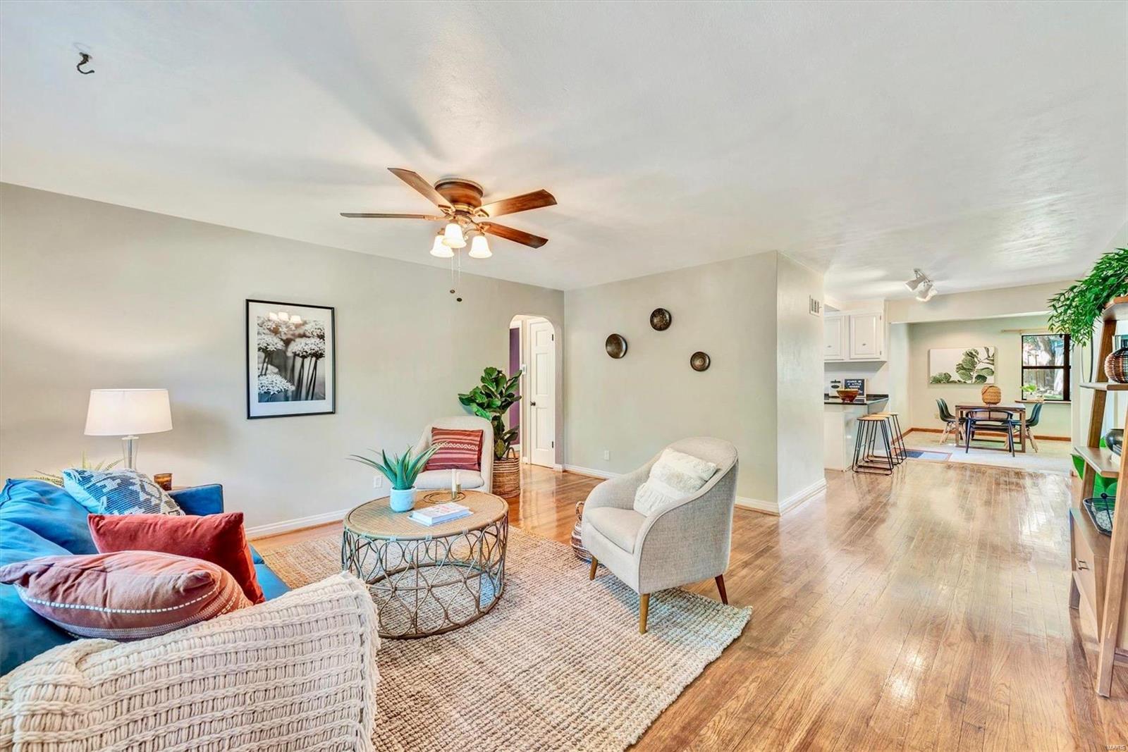 201 East Jackson Road Webster Groves, MO 63119 - Photo 5 of 42