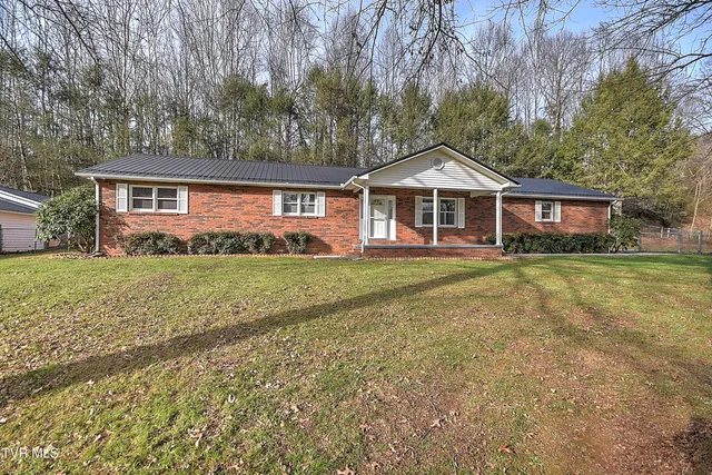 $425,000 | 1363 Highway 91, Elizabethton, TN 37643