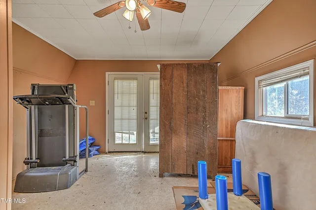 $425,000 | 1363 Highway 91, Elizabethton, TN 37643