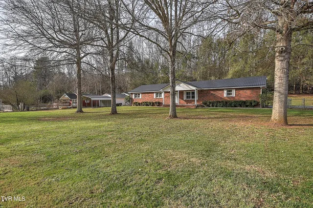 $425,000 | 1363 Highway 91, Elizabethton, TN 37643