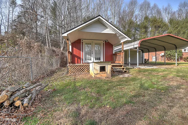 $425,000 | 1363 Highway 91, Elizabethton, TN 37643