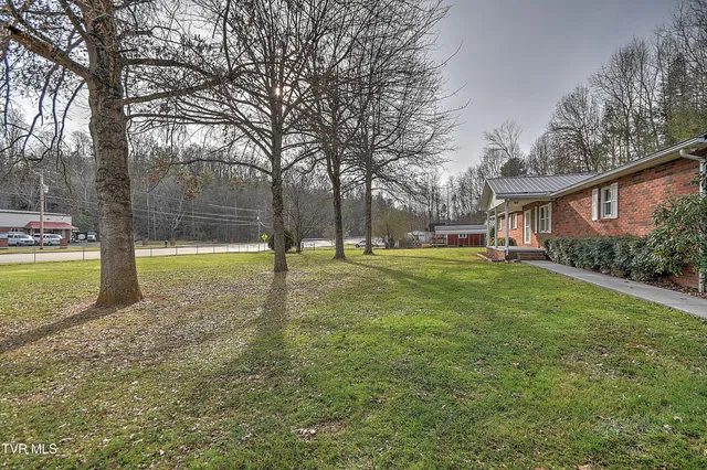 $425,000 | 1363 Highway 91, Elizabethton, TN 37643