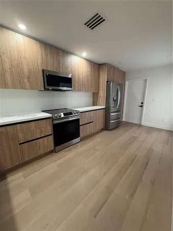 $4,500 | 9881 Northwest 52nd Terrace, Unit 9881, Doral, FL 33178