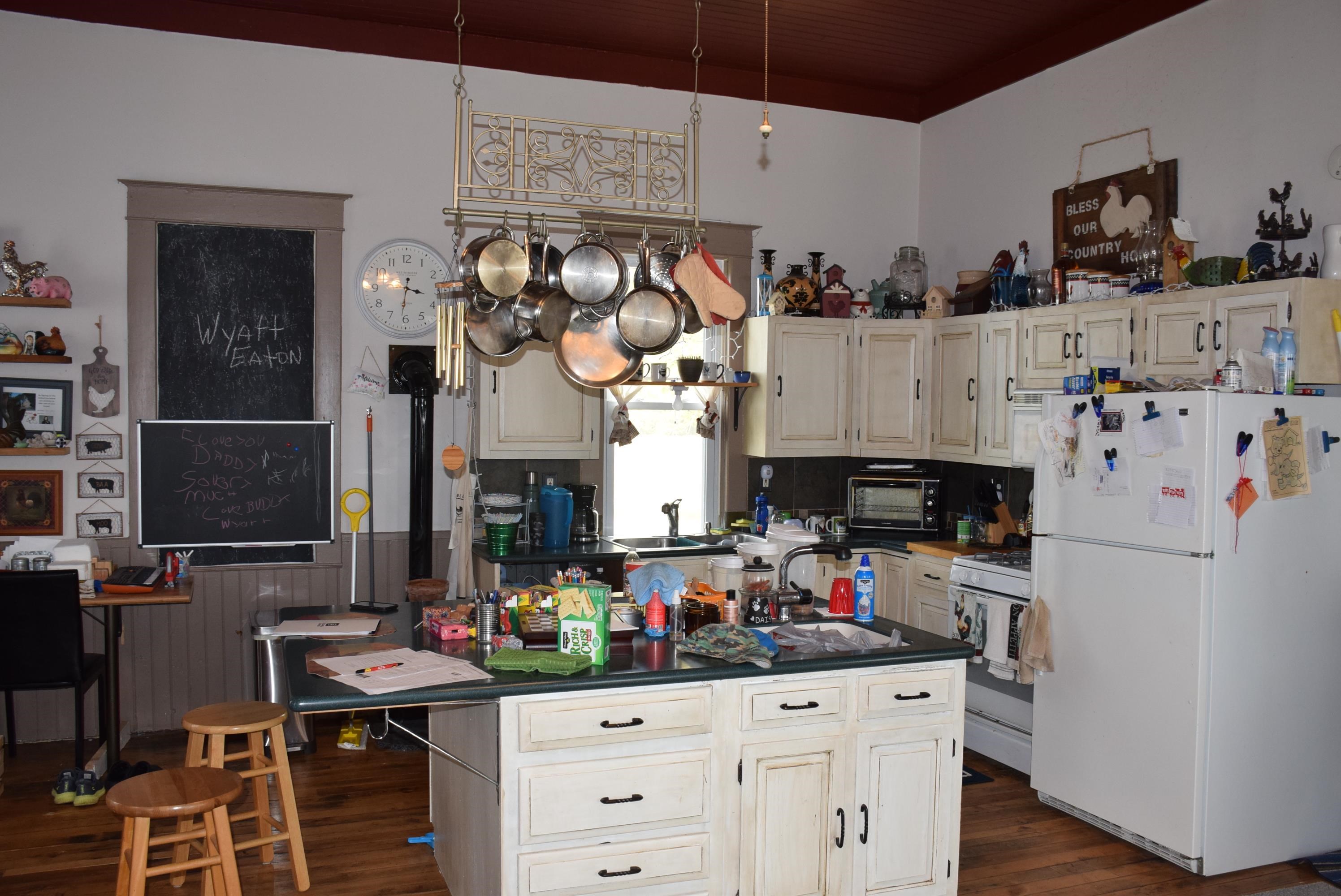 1023 South Coldwater Road Mount Pleasant, MI 48858 - Photo 6 of 19 Gallery Image 6