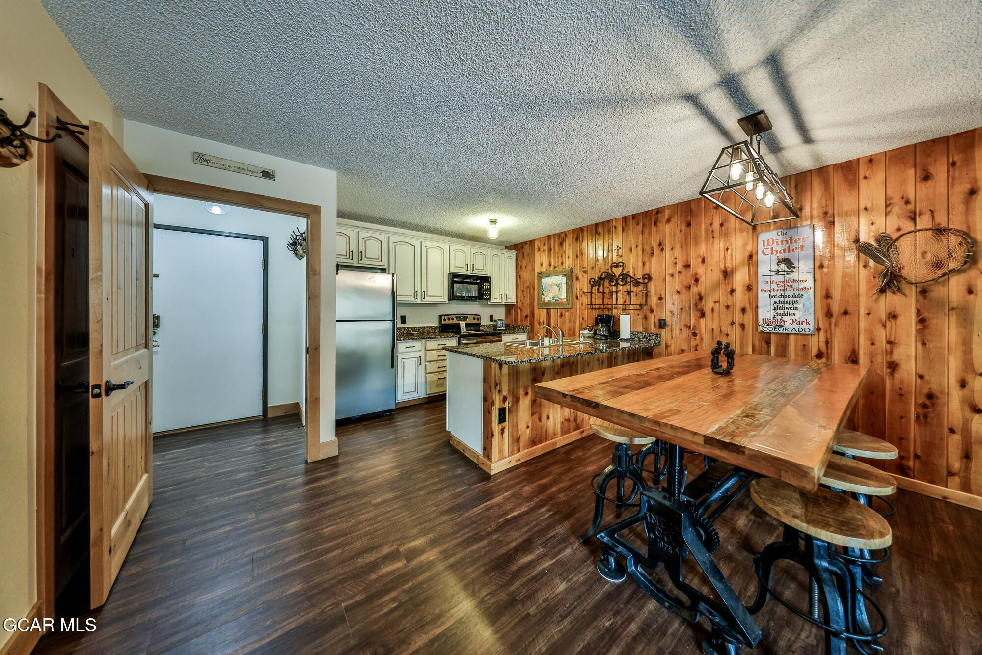 490 Kings Crossing Road, Unit 423 Winter Park, CO 80482 - Photo 13 of 66 S2=423_SM-17