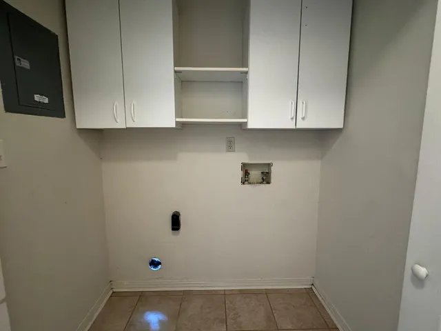 $1,500 | 207 Pinoak Court, Crestview, FL 32539