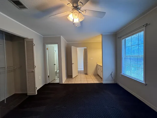 $1,500 | 207 Pinoak Court, Crestview, FL 32539