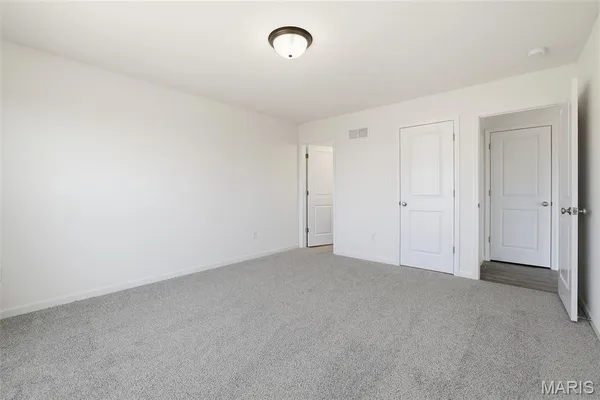 $385,207 | 1649 Winding Mdws Drive, Fenton, MO 63026