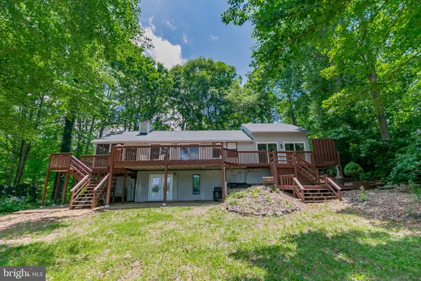 $595,000 | 459 Land Or Drive, Ruther Glen, VA 22546