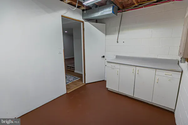 $595,000 | 459 Land Or Drive, Ruther Glen, VA 22546