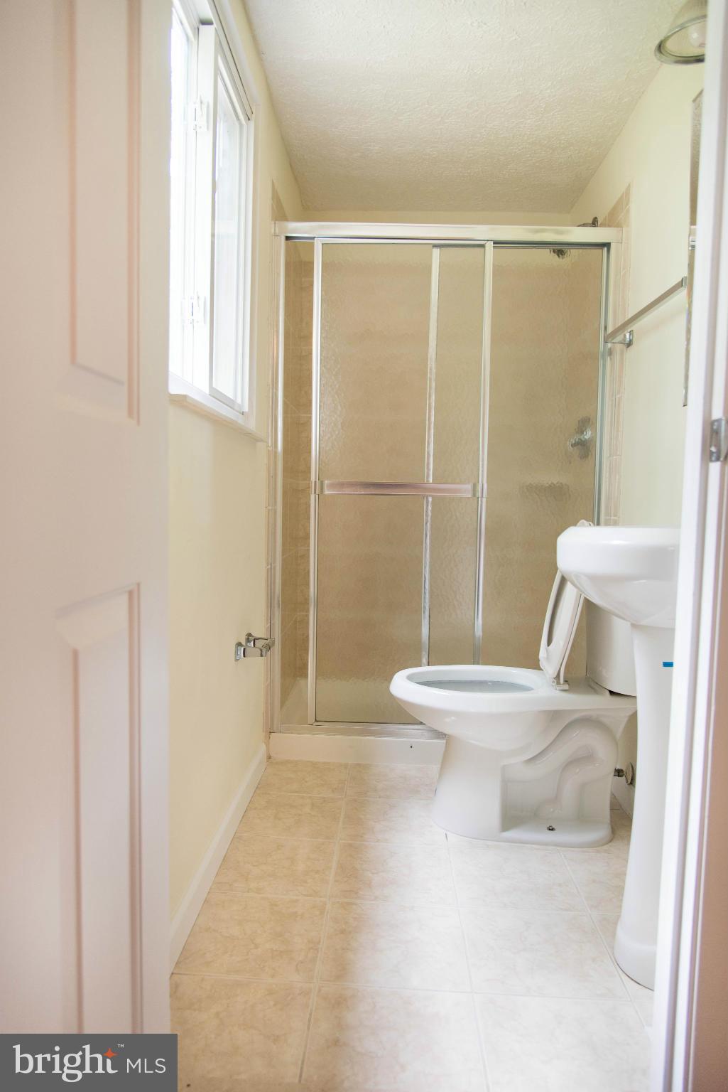 4531 Cub Run Road Chantilly, VA 20151 - Photo 14 of 22 Bath
