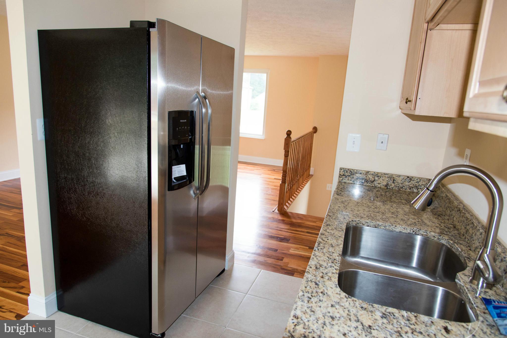 4531 Cub Run Road Chantilly, VA 20151 - Photo 8 of 22 Kitchen