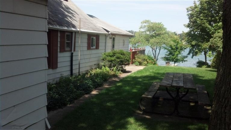 19486 Lakeshore Drive Three Rivers, MI 49093 - Photo 2 of 6 Additional Photo