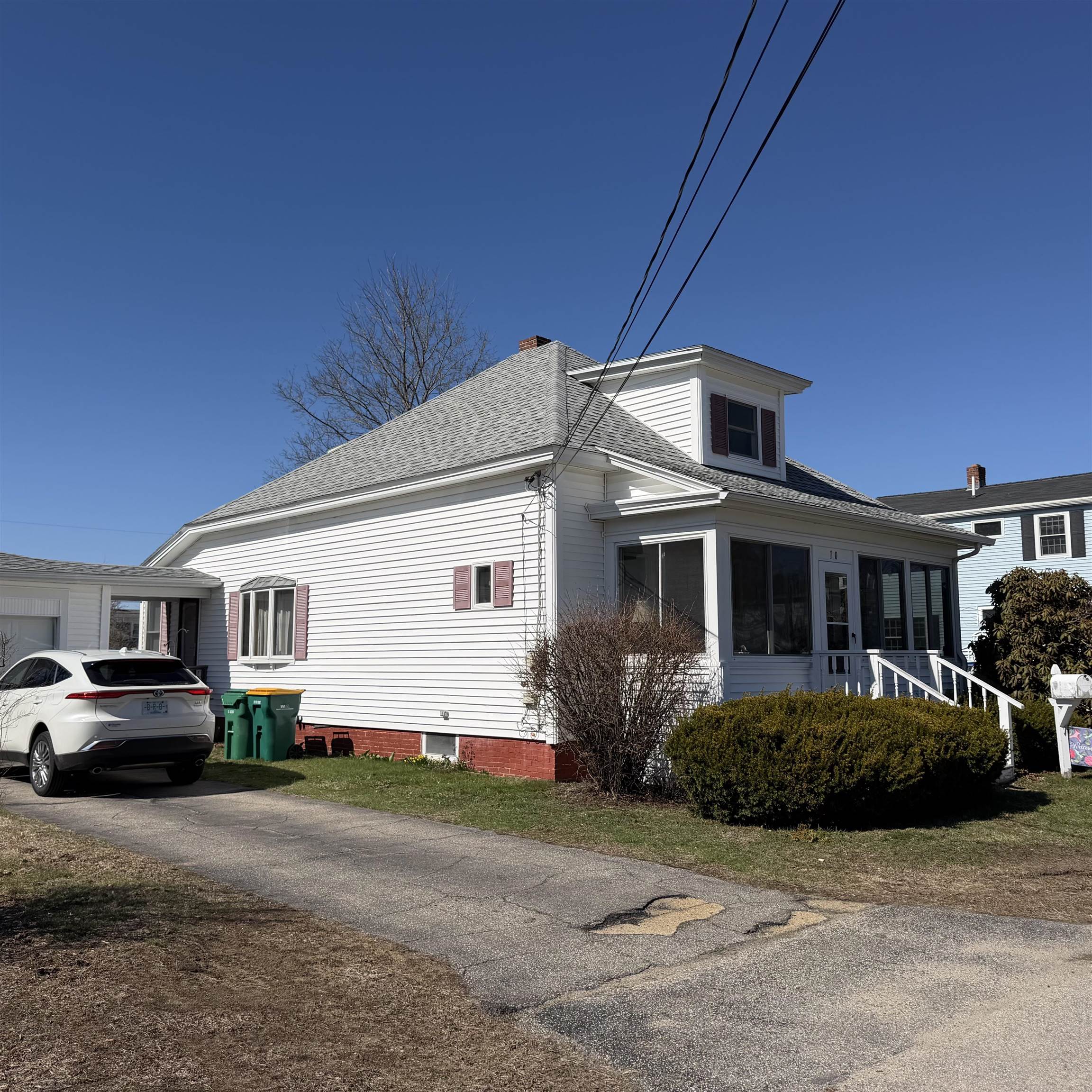 10 Willey Street Rochester, NH 03867 - Photo 2 of 31