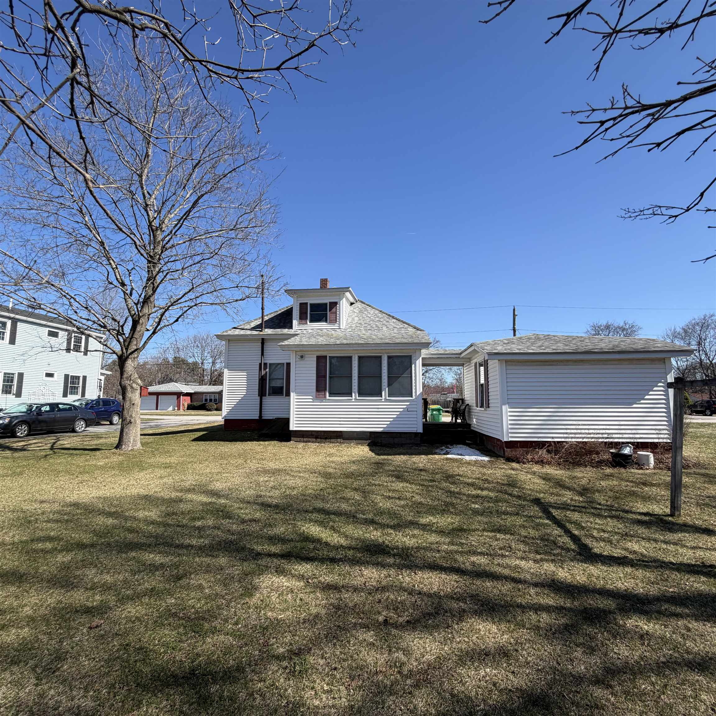 10 Willey Street Rochester, NH 03867 - Photo 4 of 31