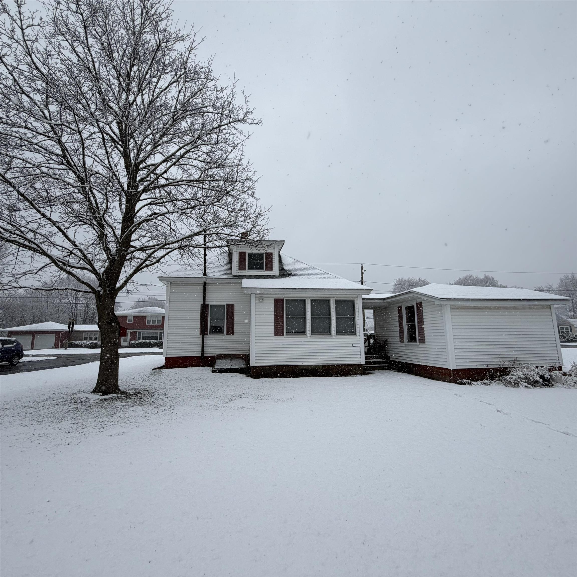 10 Willey Street Rochester, NH 03867 - Photo 6 of 31